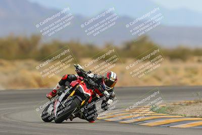 media/Jan-15-2023-SoCal Trackdays (Sun) [[c1237a034a]]/Turn 15 (1pm)/